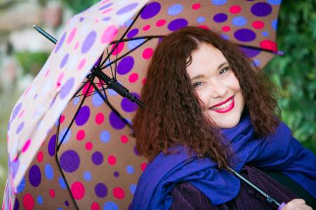 Mia Žnidarič - Obarvana